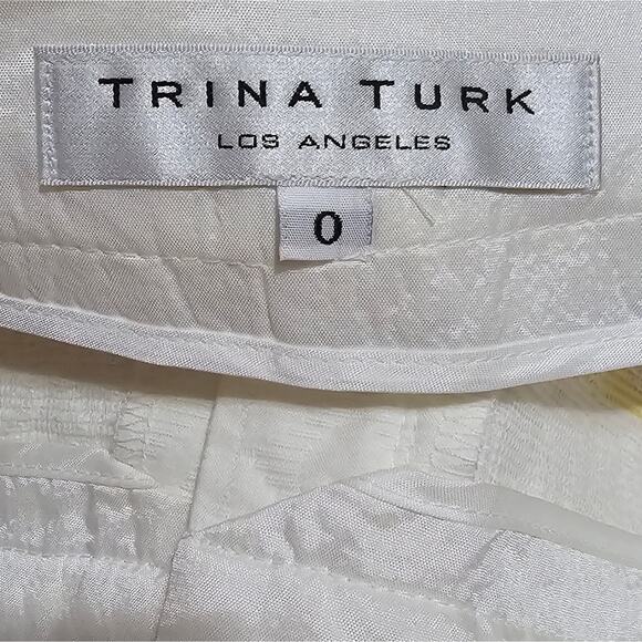 Trina Turk‎ Striped Shorts White Yellow Orange Casual Summer Women's Size 0 - Picture 6 of 8